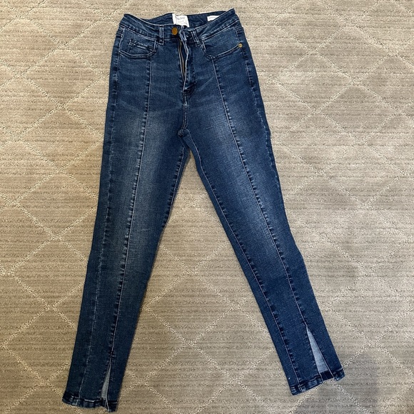 FRAME Le Skinny de Jeanne - Picture 1 of 10